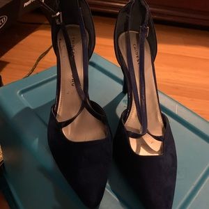 Navy blue heels